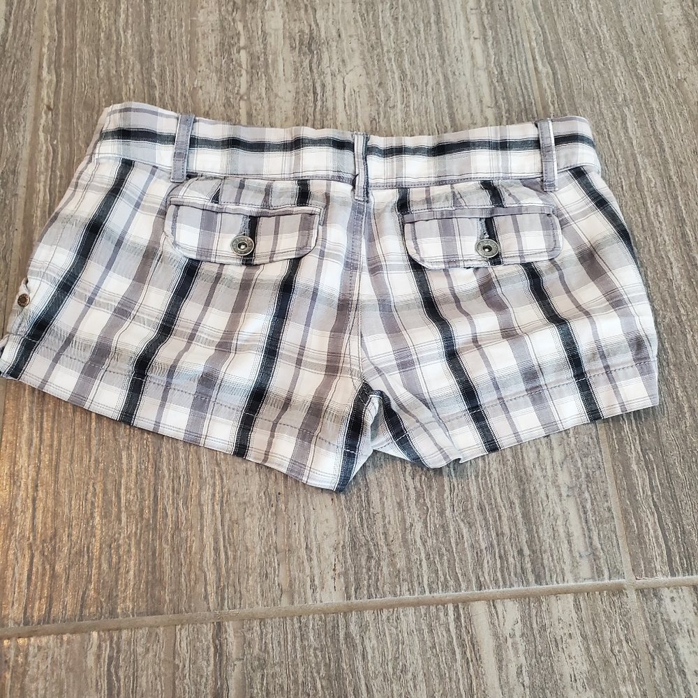 EUC- Guess shorts